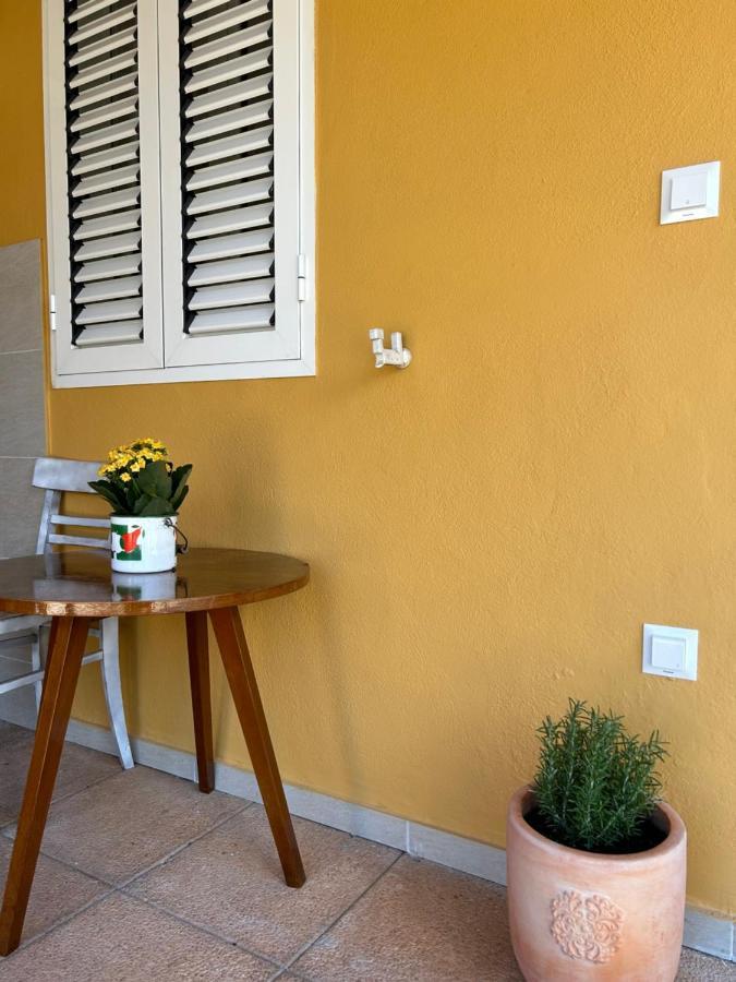 Appartamento Zio Nino Sutomiscica Esterno foto