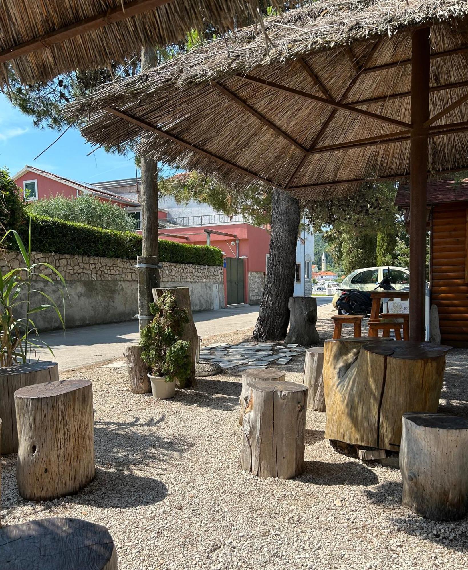 Appartamento Zio Nino Sutomiscica Esterno foto
